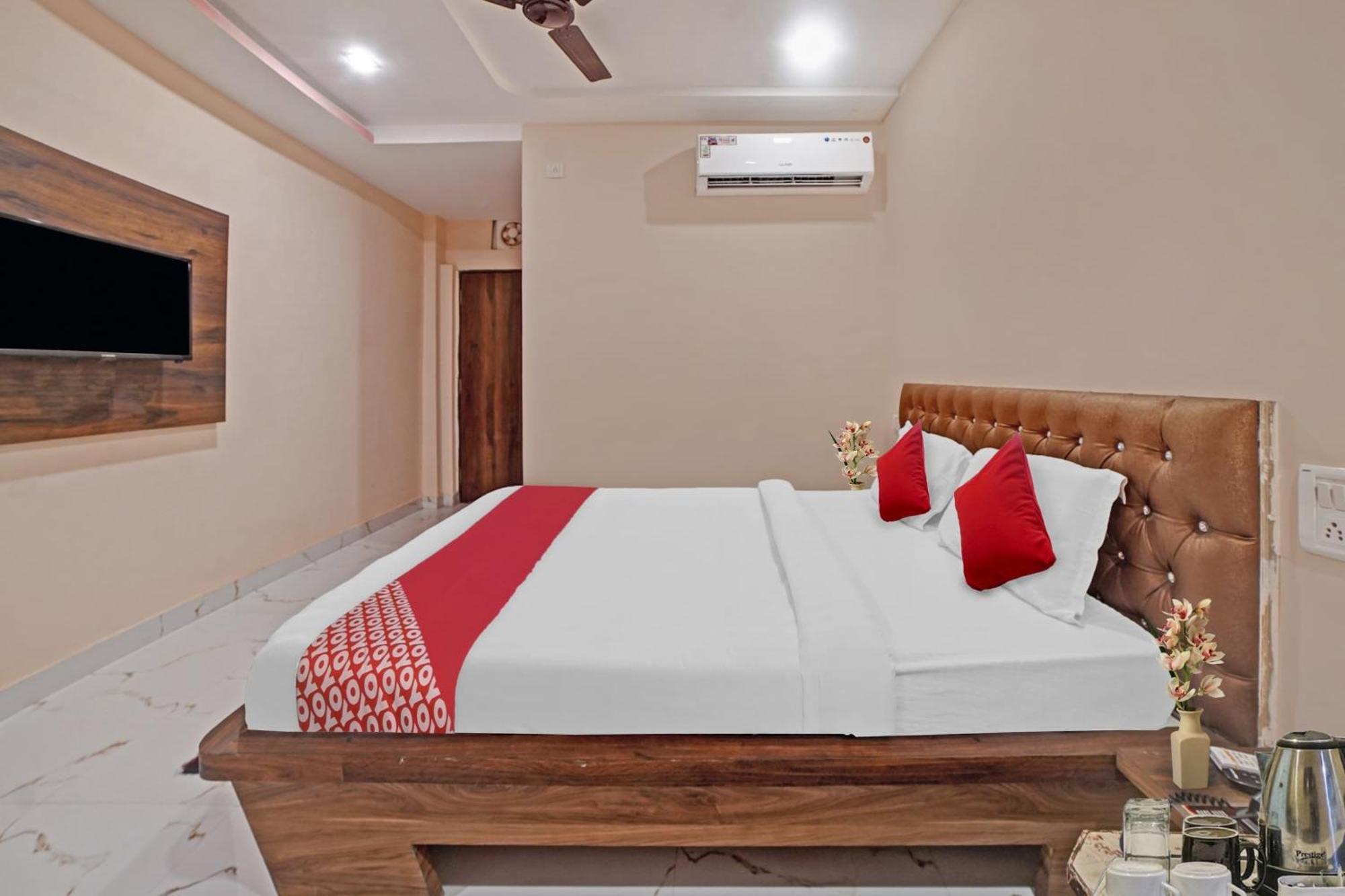 Hotel O Sandeep Rāipur Екстериор снимка